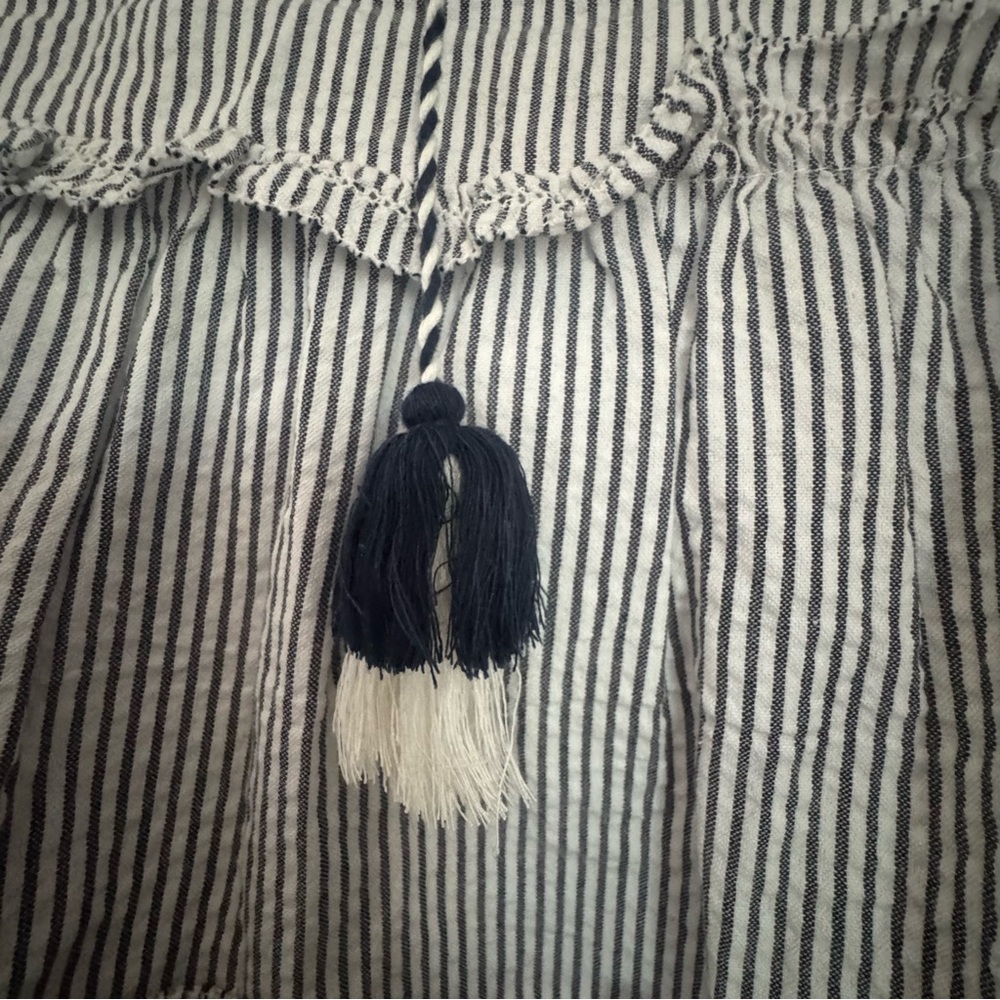 Caslon NWT Striped Tassel Tiered Sleeveless Top - navy & White - Picture 3 of 5